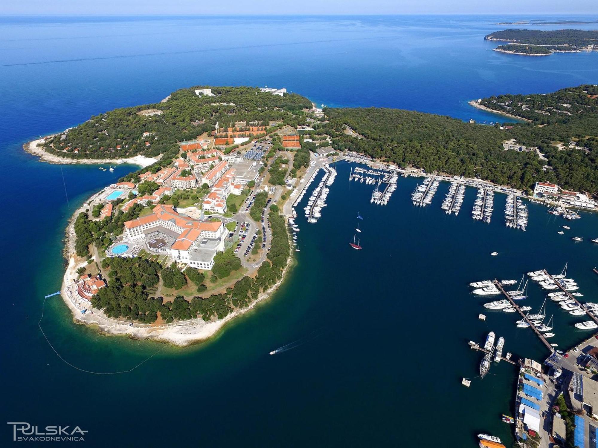 Krajcer Apartments Πούλα Εξωτερικό φωτογραφία